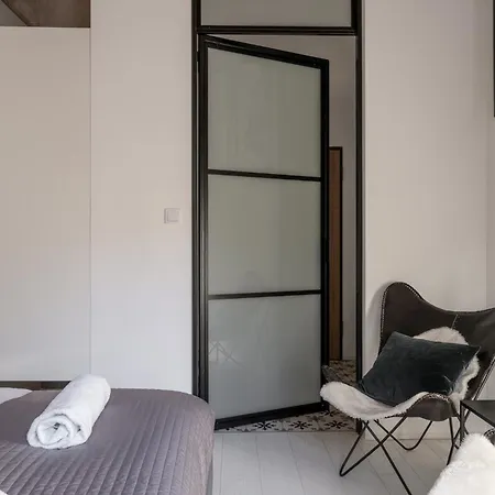 Apartamento Rentplanet - Nowa Papiernia